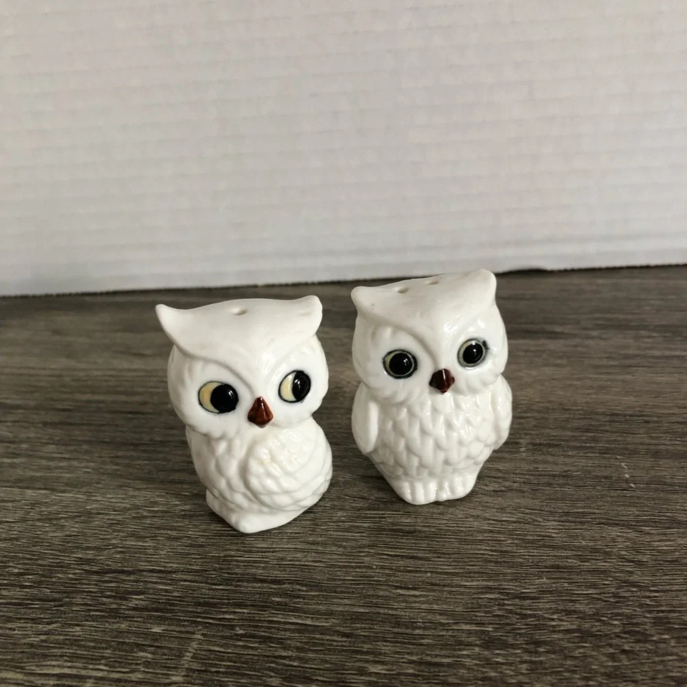 Vtg Ceramic Mini Owl S&P Shakers